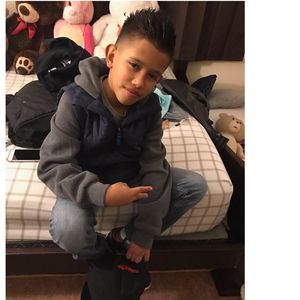 Meet your Posher, Reyes